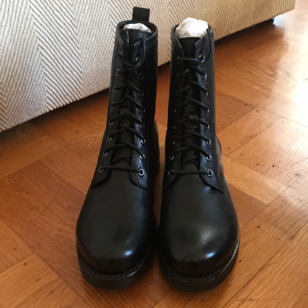 New in box Frye Veronica Combat boot